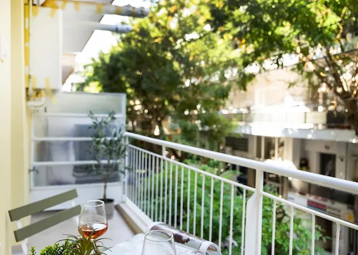 Stylish Renovated 2br Near Metro & Sea Appartement *