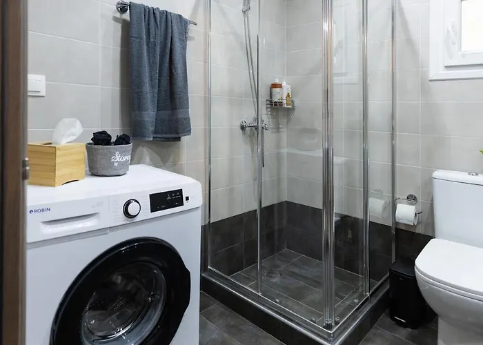 Stylish Renovated 2br Near Metro & Sea Appartement